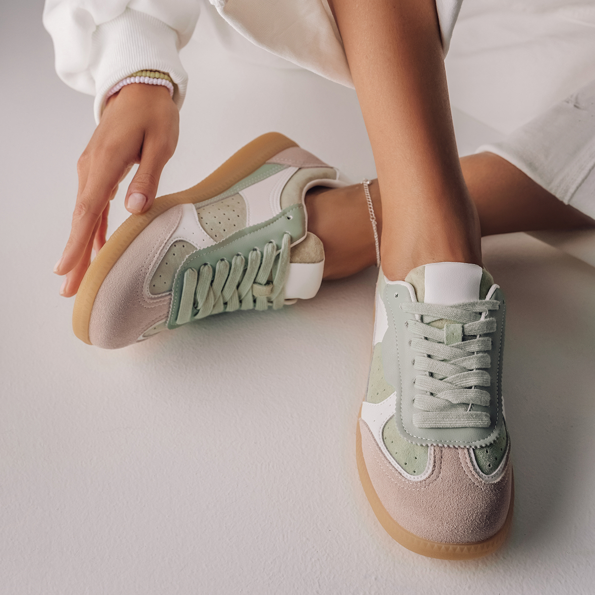 Модели ретро